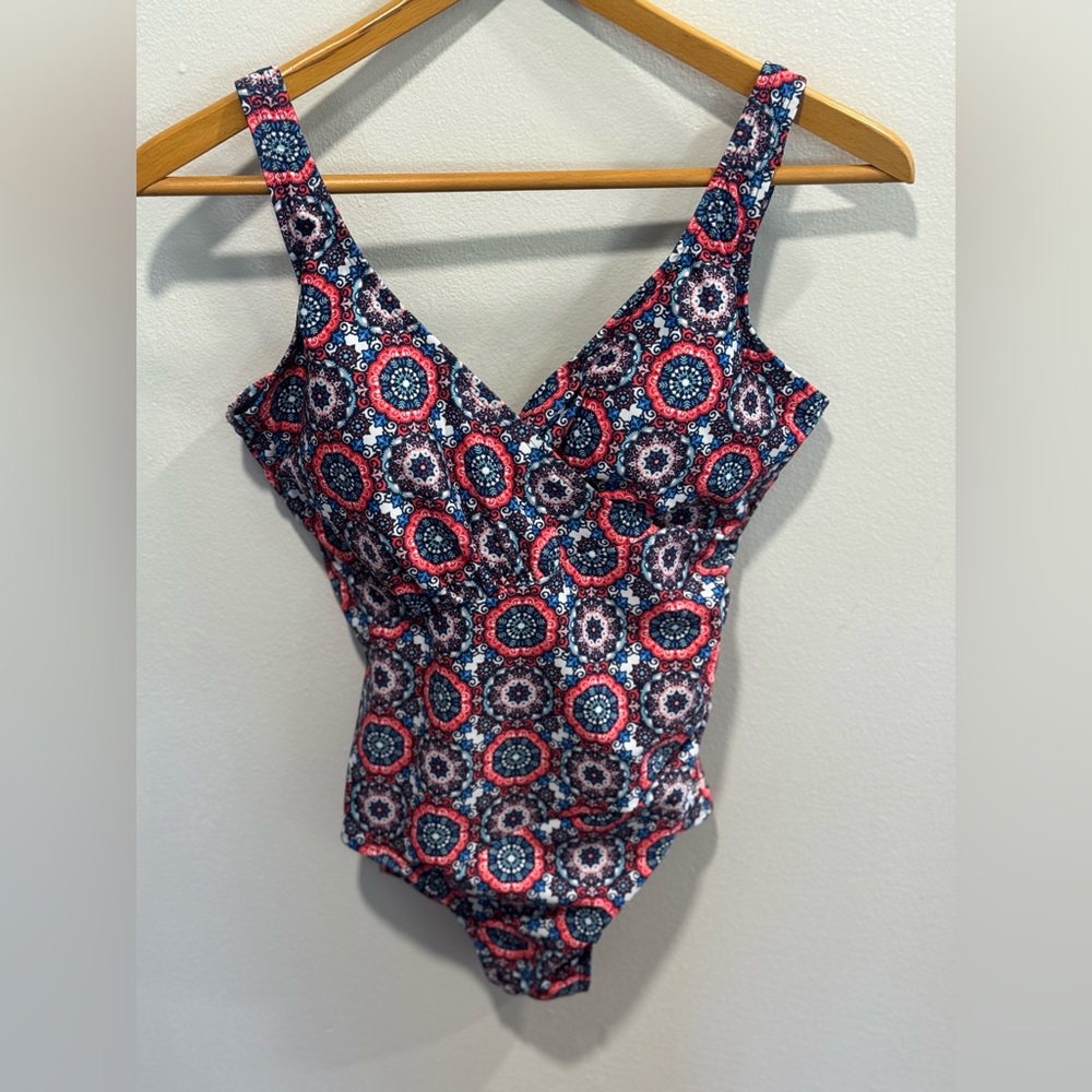 Dolfin Women's 1 piece bathing suit v neck 12 paisley pattern blue/orange tank